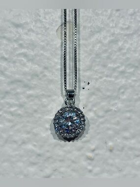 Vintage Y2K Silver Tone Halo Pendant Necklace with Clear Crystal Center